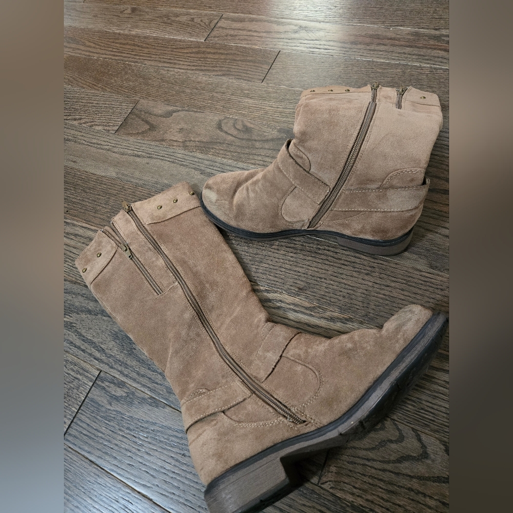 Womans boots